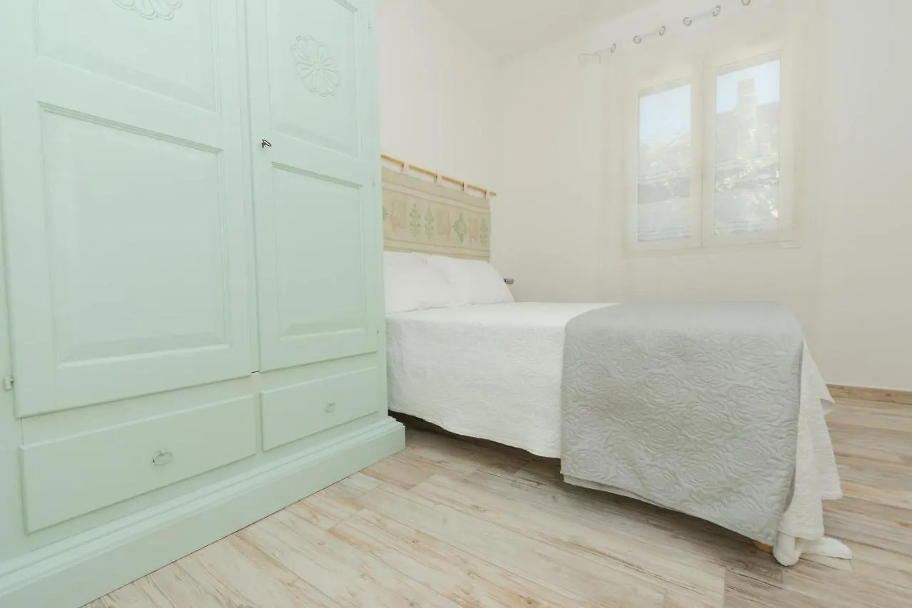 Casa Ono - Appartamento Con 2 Camere E 2 Bagni In Centro Abitato Orosei Italy